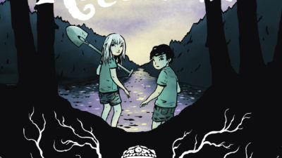 Mimmi och Henry i skogen. Mimmi håller i en spade.