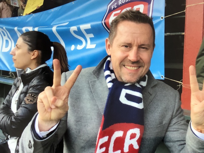 Suppporter på läktaren på en fotbollsmatch
