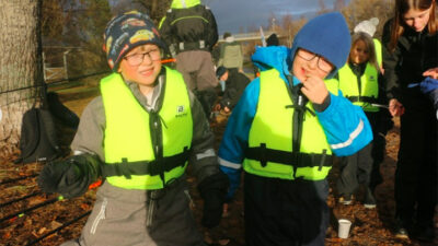 Foto på Oliver och Erik som besökte kanalen .